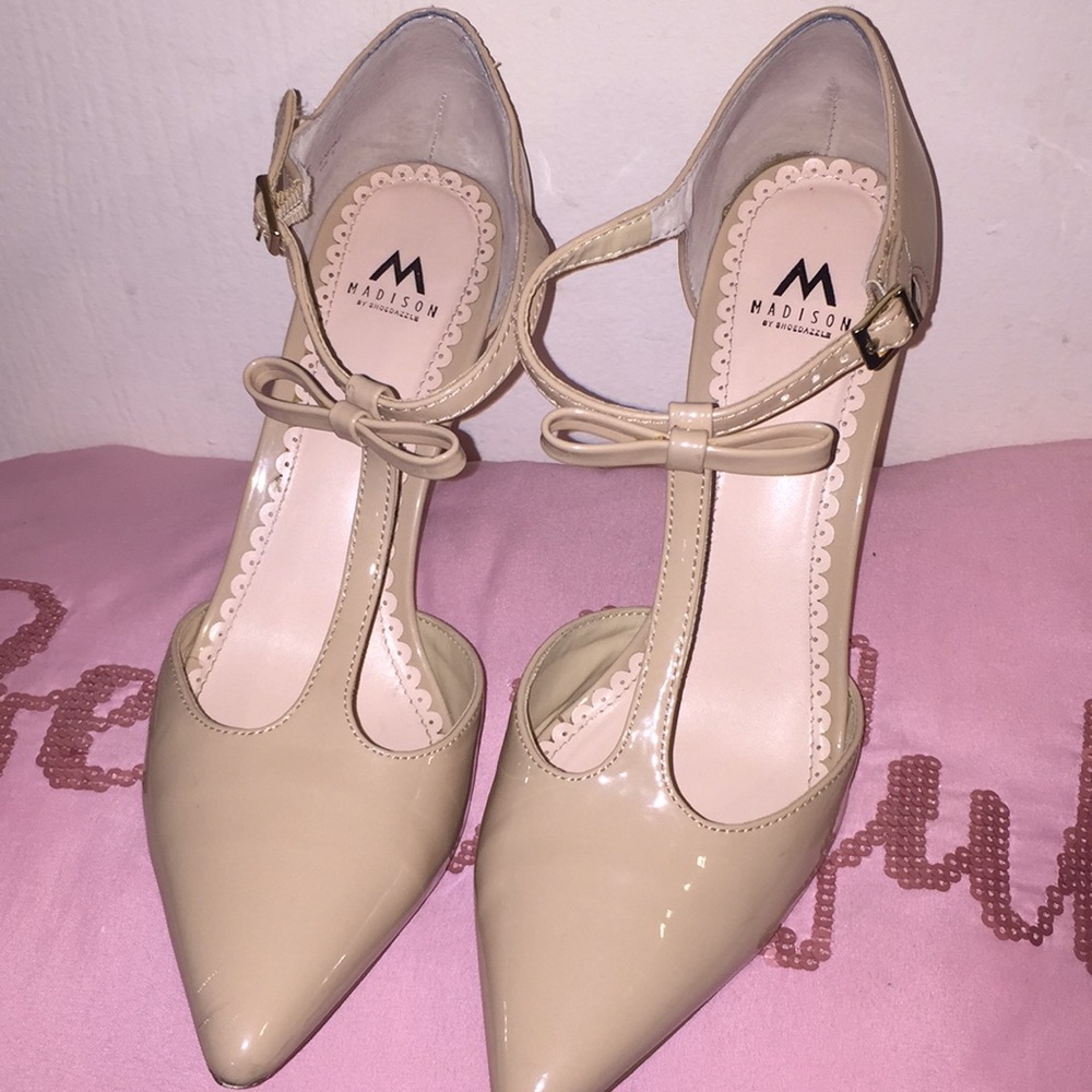 Madison By Shoe Dazzle Simone
